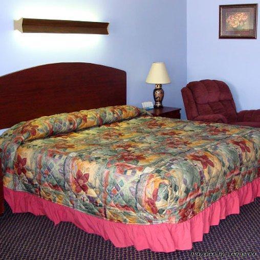 Colonial Inn Hammond Habitación foto