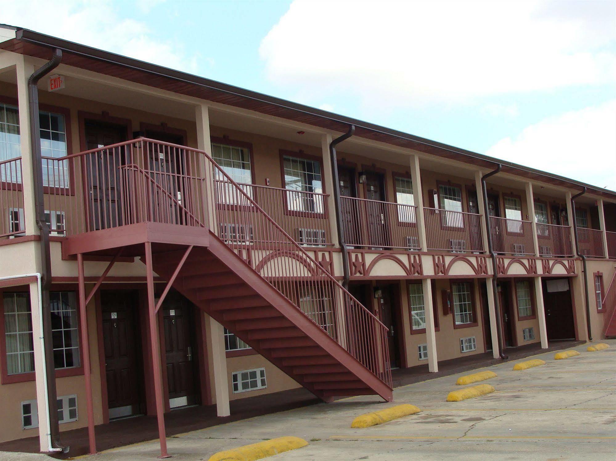 Colonial Inn Hammond Exterior foto